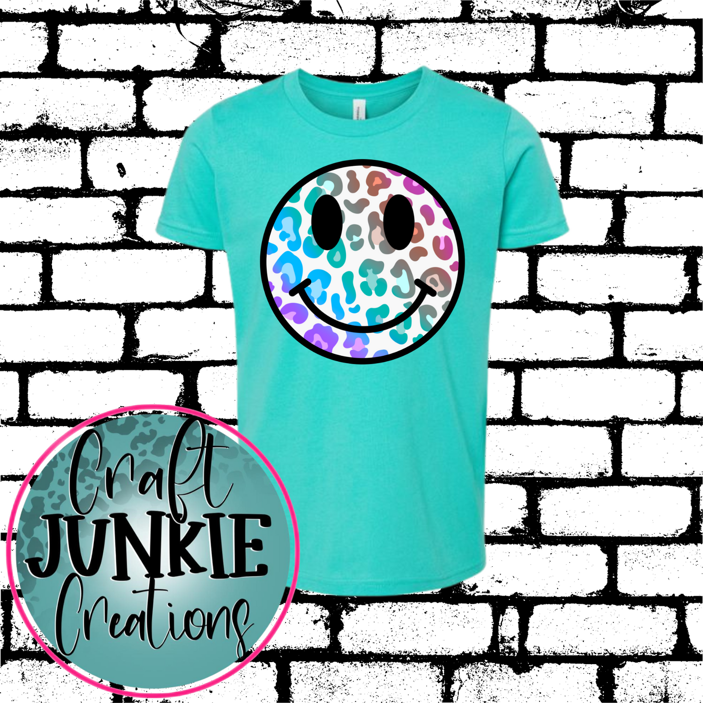 Rainbow leopard Smile Tee